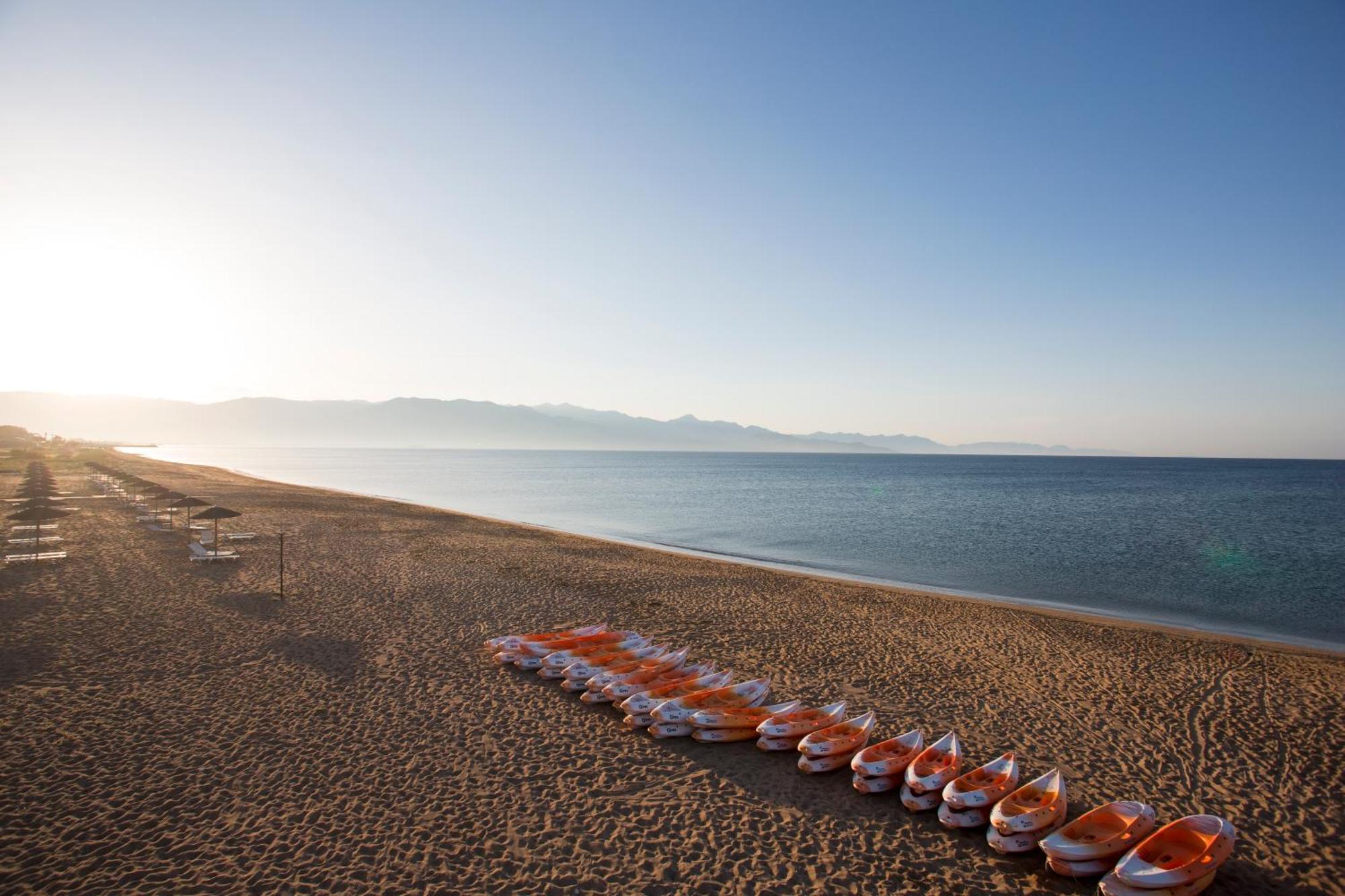 Neilson Messini Activity Beach Club Kalamata Exterior foto